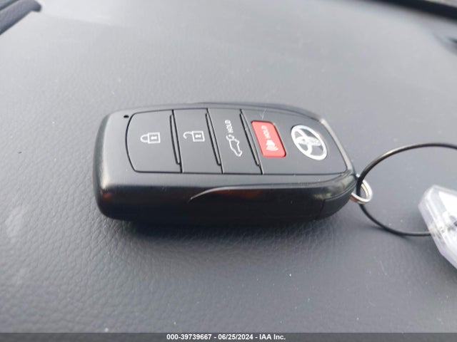 Toyota Highlander Le 2024 5TDKDRBH4RS537730 Image 11
