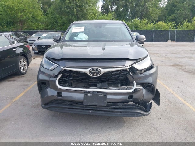 Toyota Highlander Le 2024 5TDKDRBH4RS537730 Image 12