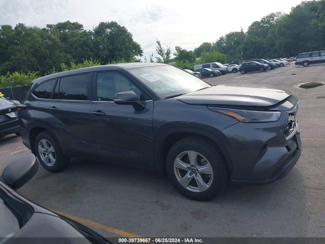 Toyota Highlander Le 2024 5TDKDRBH4RS537730 Image 13