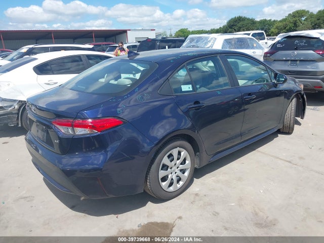 Toyota COROLLA LE 2021 5YFEPMAE0MP232497 Image 4