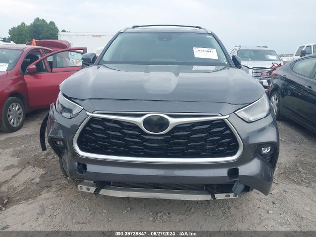 Toyota Highlander Xle 2022 5TDGZRAH4NS556412 Image 12