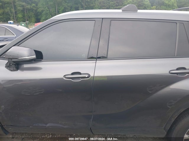 Toyota Highlander Xle 2022 5TDGZRAH4NS556412 Image 14
