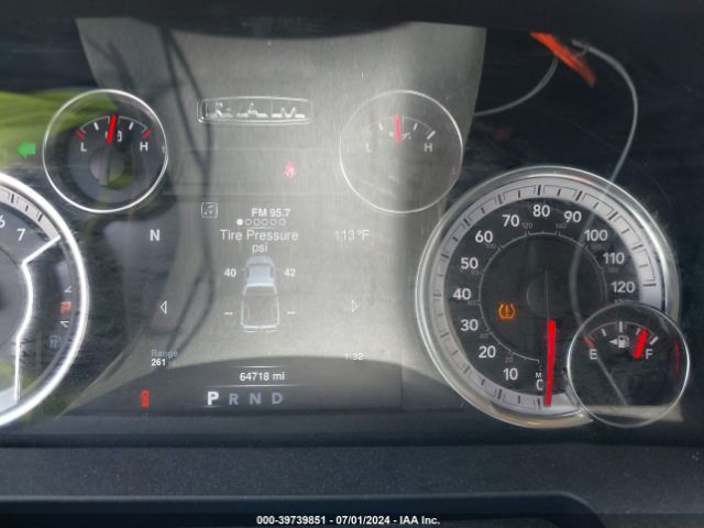 1C6RR6LT7LS152105 RAM 1500 Classic Warlock  4x2 5'7 Box