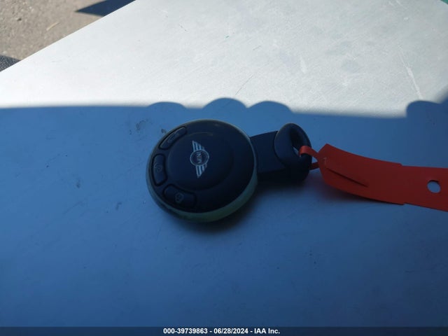 2009 MINI COOPER WMWMF33549TU69884 Photo 10