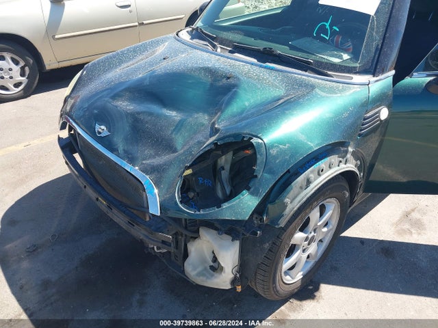 2009 MINI COOPER WMWMF33549TU69884 Photo 5