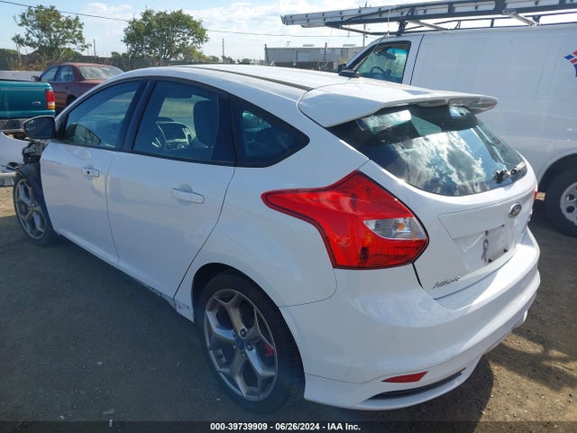 Ford FOCUS ST 2014 1FADP3L99EL421395 Image 3