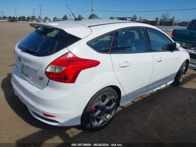 Ford FOCUS ST 2014 1FADP3L99EL421395 Image 4