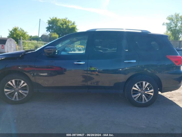 5N1DR2MM1KC645690 Nissan Pathfinder Sl