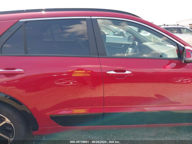 KNDCT3LE2P5090133 KIA NIRO SX