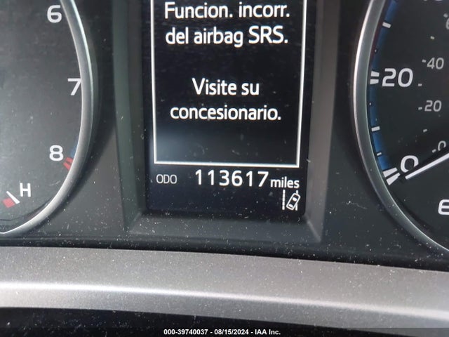 Toyota RAV4 LE 2018 JTMBFREV8JJ245480 Image 14