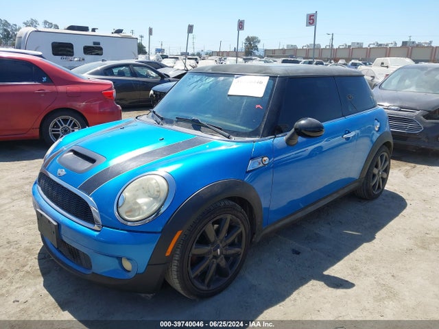2010 MINI COOPER S WMWMF7C59ATZ72189 Photo 1