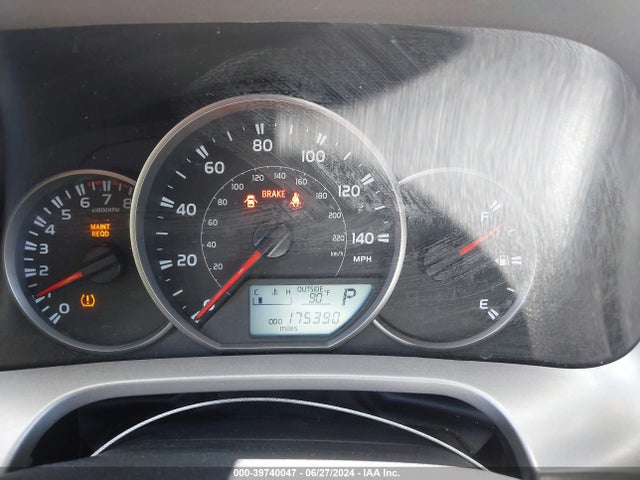 Toyota RAV4 LE 2016 2T3ZFREV5GW240942 Image 16