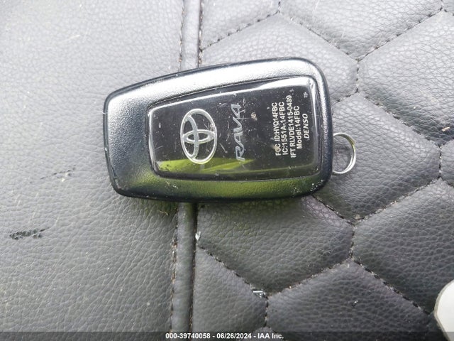 Toyota Rav4 Xle Premium 2019 2T3C1RFV9KC033001 Image 11