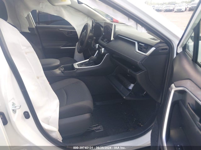 Toyota RAV4 LE 2024 2T3H1RFVXRW323553 Image 5