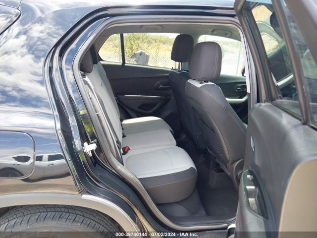3GNCJKSB6LL232430 Chevrolet Trax Fwd Ls