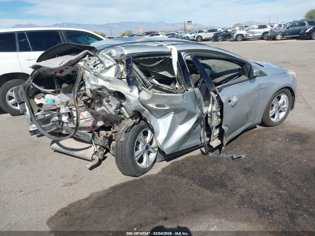 Ford FOCUS SE 2014 1FADP3F25EL292392 Image 4