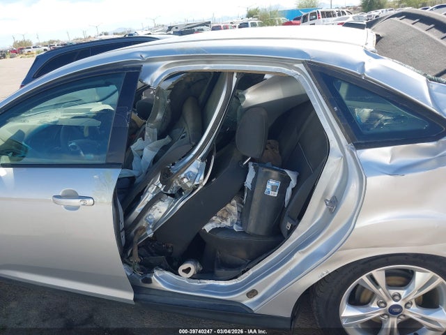 Ford FOCUS SE 2014 1FADP3F25EL292392 Image 8