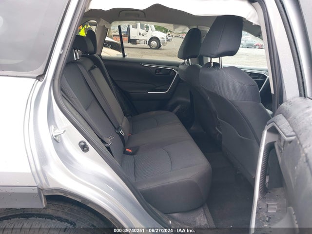 Toyota RAV4 LE 2022 2T3F1RFV1NC286833 Image 8