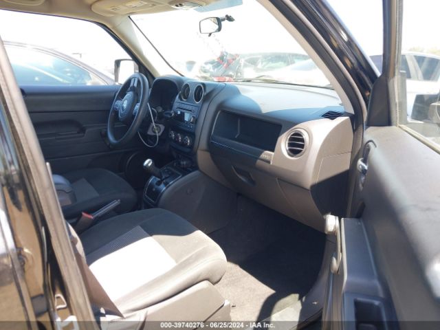 1C4NJPBA3FD186331 Jeep Patriot Altitude Edition