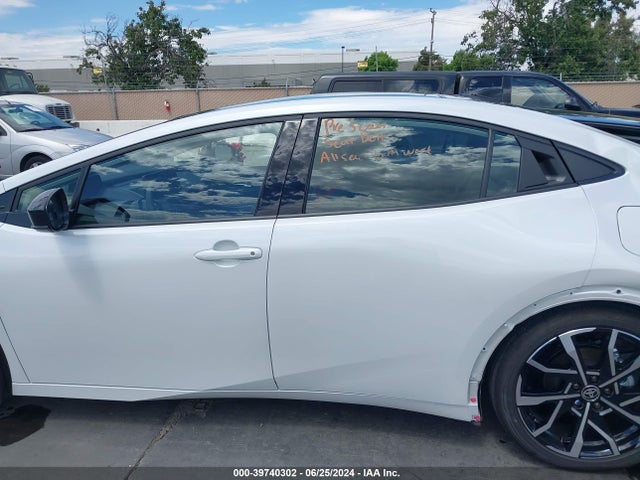 JTDACACU9R3017830 Toyota Prius Prime Xse Premium