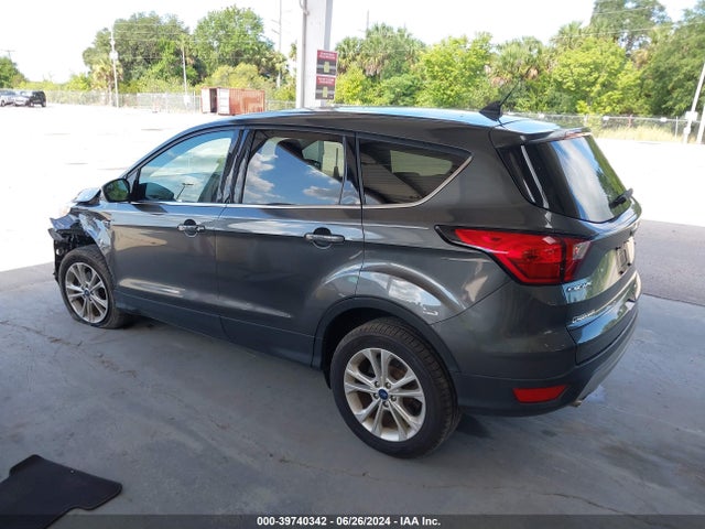 Ford ESCAPE SE 2019 1FMCU0GD3KUC20489 Image 3