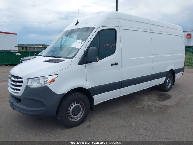 Freightliner Sprinter 2500 High Roof I4 2021 W2Y40CHY9MT061301 Image 2