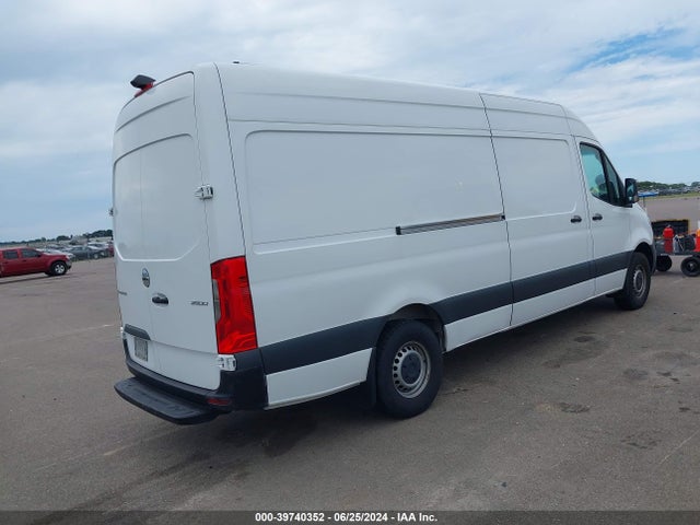 Freightliner Sprinter 2500 High Roof I4 2021 W2Y40CHY9MT061301 Image 4