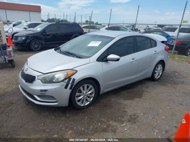 KNAFX4A68G5460582 KIA FORTE LX