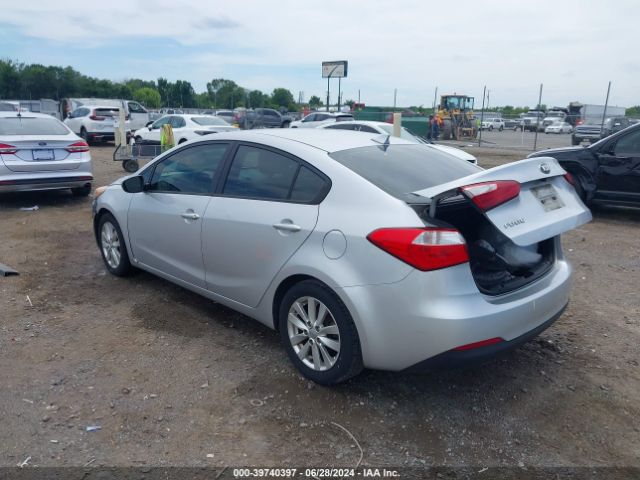 KNAFX4A68G5460582 KIA FORTE LX