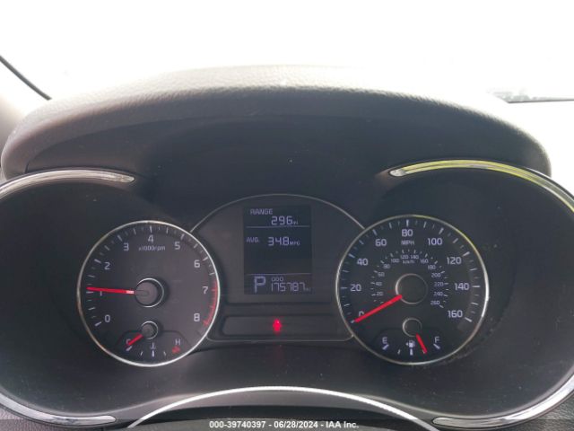 KNAFX4A68G5460582 KIA FORTE LX