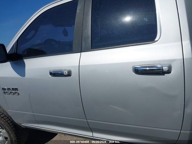 1C6RR6GG1FS589633 RAM 1500 Slt