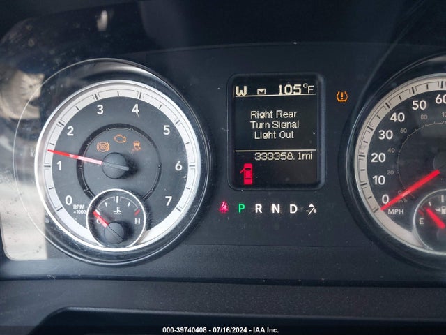 1C6RR6GG1FS589633 RAM 1500 Slt