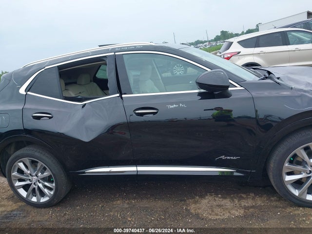 LRBFZSR44PD228988 Buick Envision Avenir Awd
