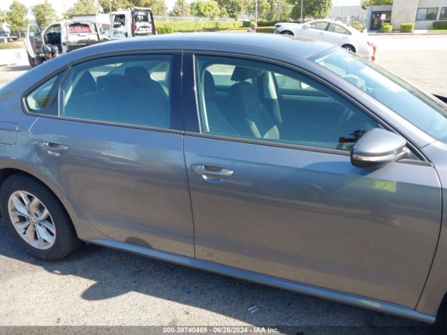 1VWAA7A3XJC043227 Volkswagen Passat 2.0t R-line/2.0t S
