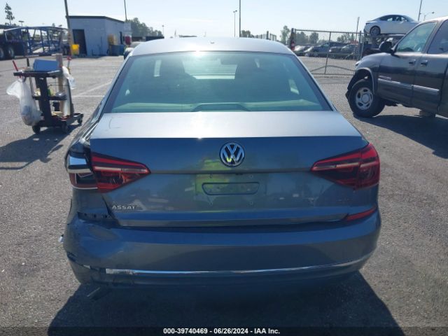 1VWAA7A3XJC043227 Volkswagen Passat 2.0t R-line/2.0t S