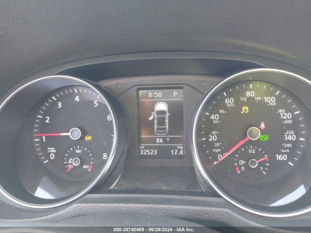 1VWAA7A3XJC043227 Volkswagen Passat 2.0t R-line/2.0t S