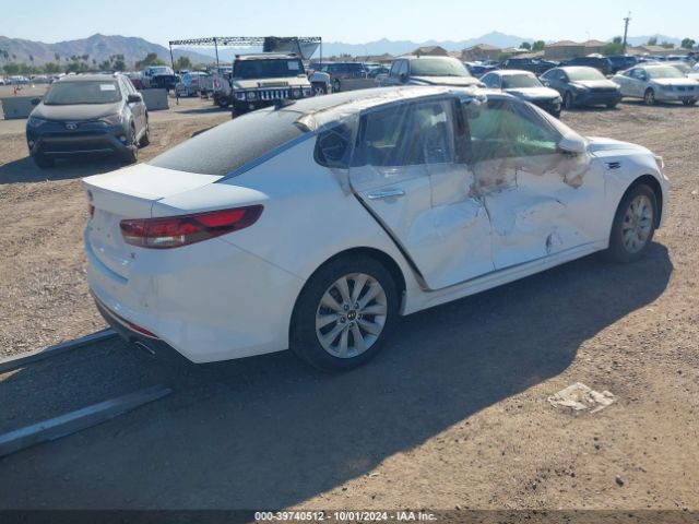 5XXGT4L36JG243606 KIA Optima S
