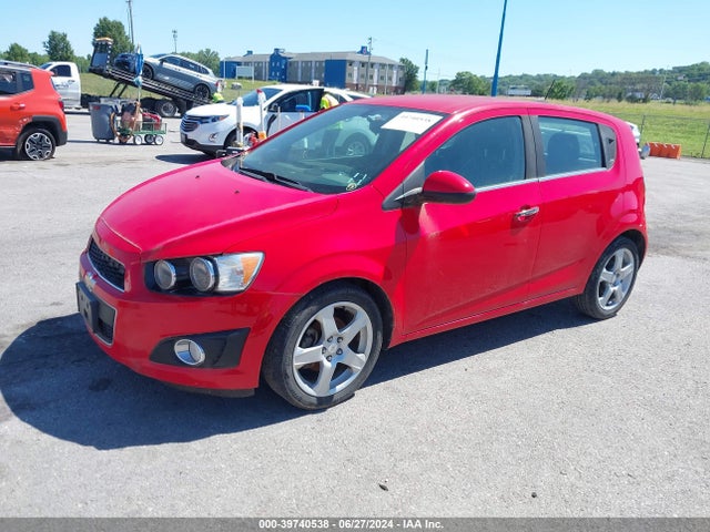 Chevrolet Sonic Ltz Auto 2015 1G1JE6SB8F4117181 Image 2