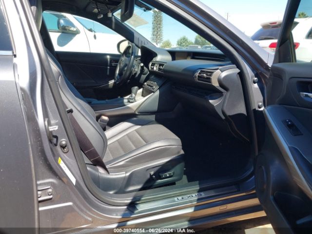 JTHBA1D28G5021195 Lexus IS 200T