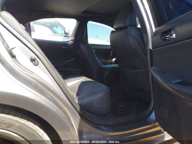JTHBA1D28G5021195 Lexus IS 200T