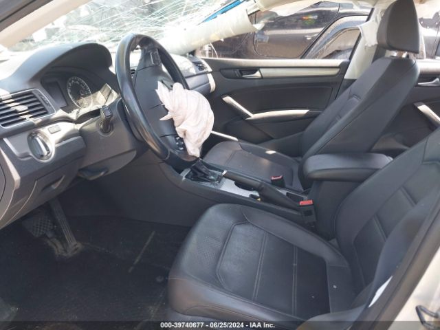 1VWBN7A33EC119501 Volkswagen Passat 2.0l Tdi Se