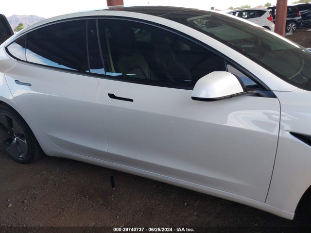 Tesla Model 3 Long Range Dual Motor All-wheel Drive 2022 5YJ3E1EB0NF230922 Image 12