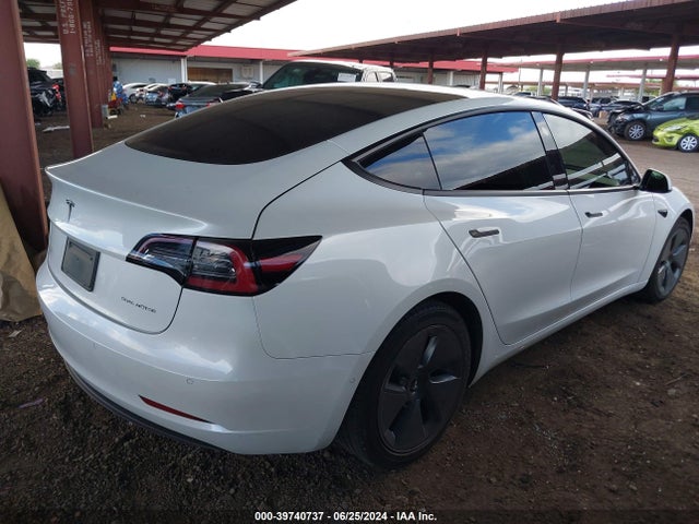 Tesla Model 3 Long Range Dual Motor All-wheel Drive 2022 5YJ3E1EB0NF230922 Image 4
