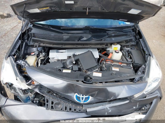 Toyota Prius V Five/four/three/two 2017 JTDZN3EU5HJ057497 Image 10