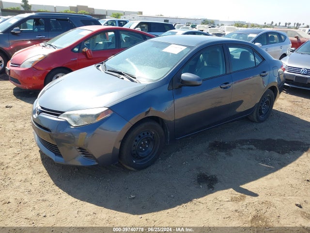 Toyota COROLLA LE 2015 5YFBURHEXFP339588 Image 2