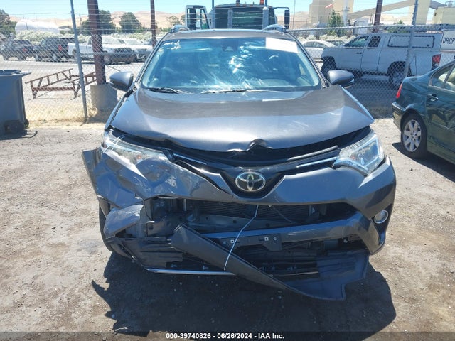Toyota Rav4 Xle 2017 JTMWFREVXHJ706755 Image 12