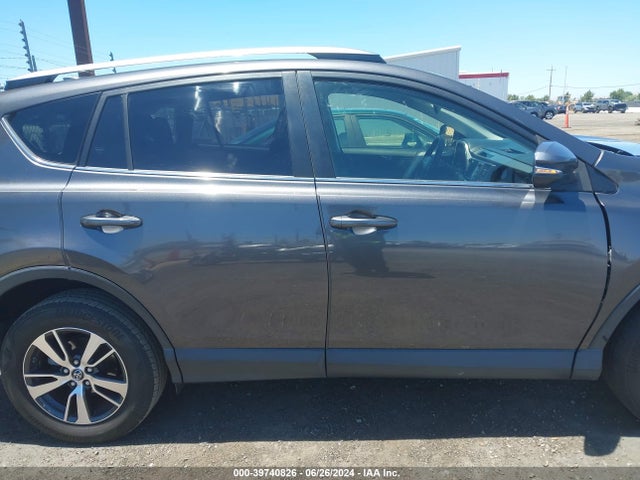 Toyota Rav4 Xle 2017 JTMWFREVXHJ706755 Image 13