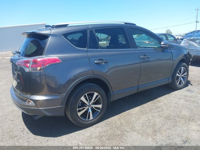 Toyota Rav4 Xle 2017 JTMWFREVXHJ706755 Image 4