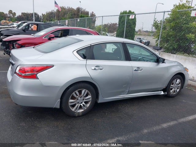 Nissan Altima 2.5 S 2015 1N4AL3AP2FC273169 Image 13