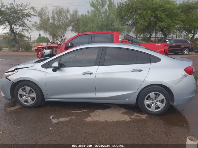 1G1BC5SM1J7200626 Chevrolet Cruze Ls Auto